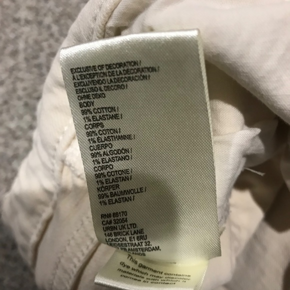 Pilcro Distressed Jeans - Picture 5 of 5